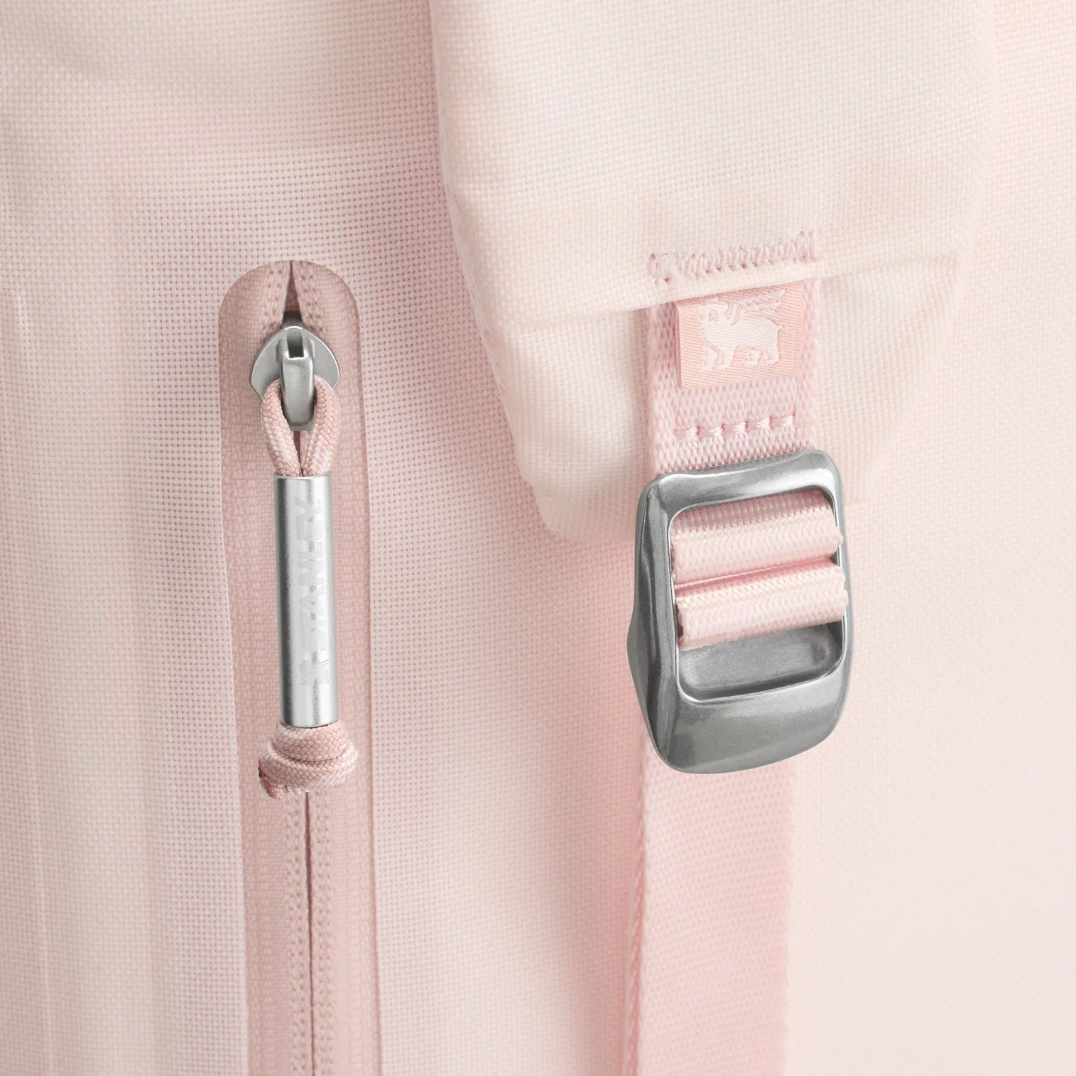 Stanley The All-Day Madeleine Midi Soğutucu Çantası 14 LT